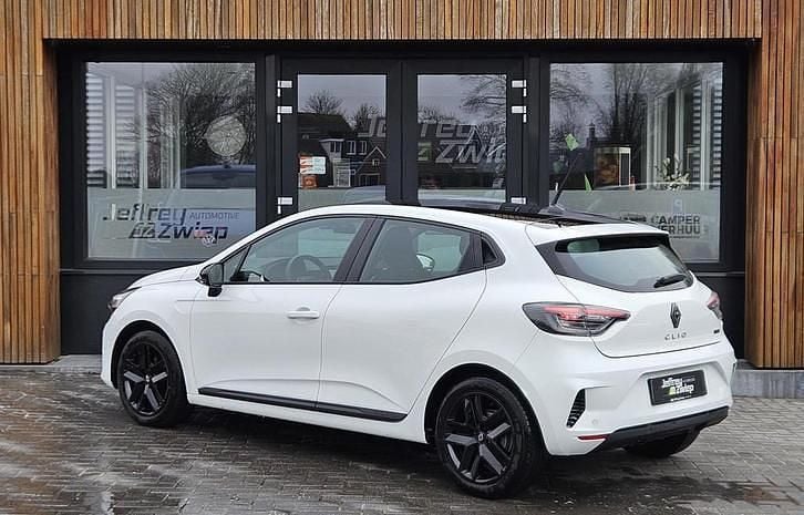 Occasion Renault Clio Evolution 143 PK (105 kW) 2024 Hatchback