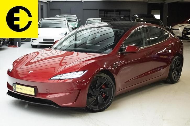 Occasion Tesla Model 3 Performance 461 kW (627 PK) 2024 Rood Sedan