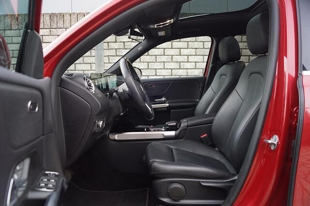 Occasion Mercedes GLB250 AMG line 224 PK (164 kW) 2022 Rood (metallic) SUV