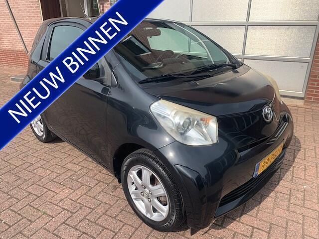 Zwart Gebruikt 2009 Toyota iQ Hatchback | € 2.150 (Super prijs) - Afbeelding 1/4