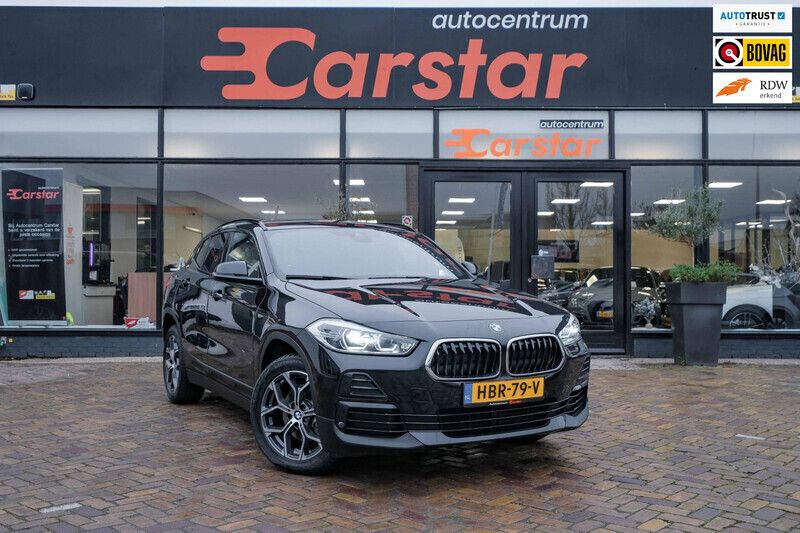 Zwart Gebruikt 2023 BMW X2 Executive SUV | € 34.950 (Eerlijke prijs) - Afbeelding 1/4