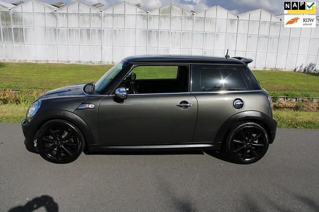 Grijs Gebruikt 2010 Mini Cooper S Chili Hatchback | € 5.900 (Eerlijke prijs) - Afbeelding 1/4
