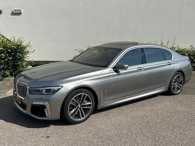 Occasion BMW 750L Executive 2019 Grijs (metallic) Sedan