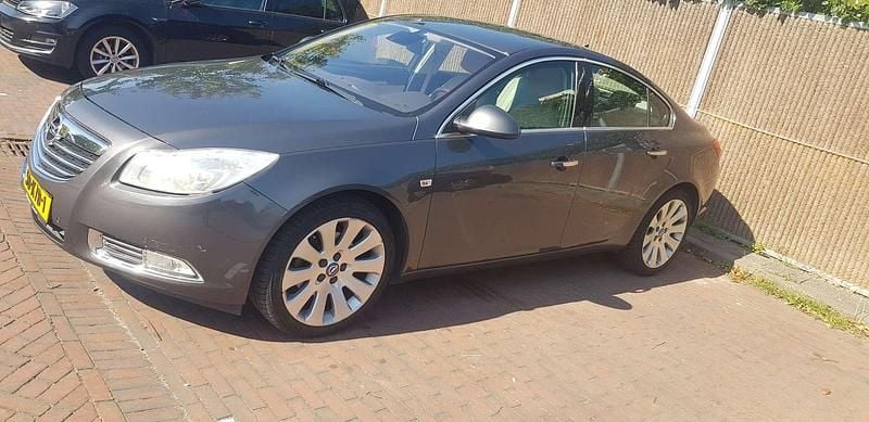Occasion Opel Insignia 179 PK (131 kW) 2010 Grijs Sedan