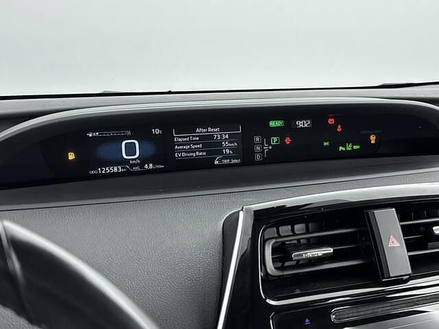 Occasion Toyota Prius Executive 136 PK (100 kW) 2016 Wit Hatchback