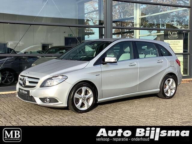 Grijs Occasion 2012 Mercedes B180 Ambition MPV | € 11.995 (Eerlijke prijs) - Afbeelding 1/4