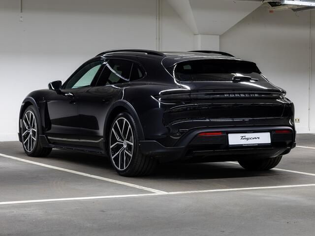 Occasion Porsche Taycan Cross Turismo 350 kW (476 PK) 2024 Zwart, metallic lak Sedan