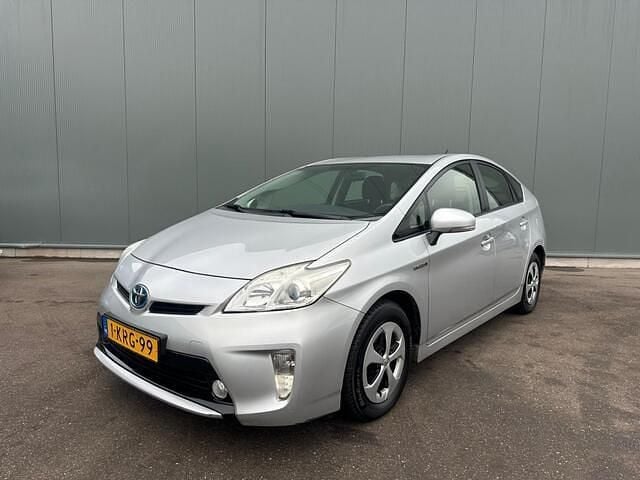 Grijs Gebruikt 2013 Toyota Prius Comfort Hatchback | € 7.995 (Goede deal) - Afbeelding 1/4