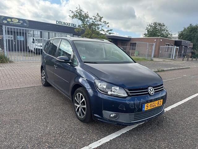 Blauw Gebruikt 2011 VW Touran MPV | € 3.999 - Afbeelding 1/4