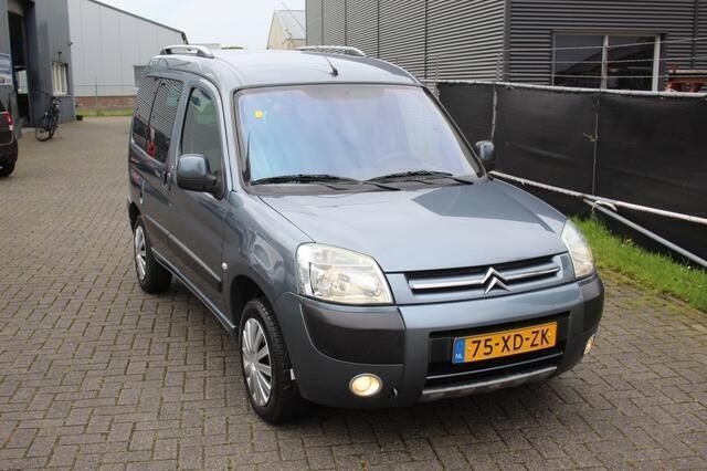 Grijs Gebruikt 2007 Citroën Berlingo MPV | € 3.450 (Duur) - Afbeelding 1/4