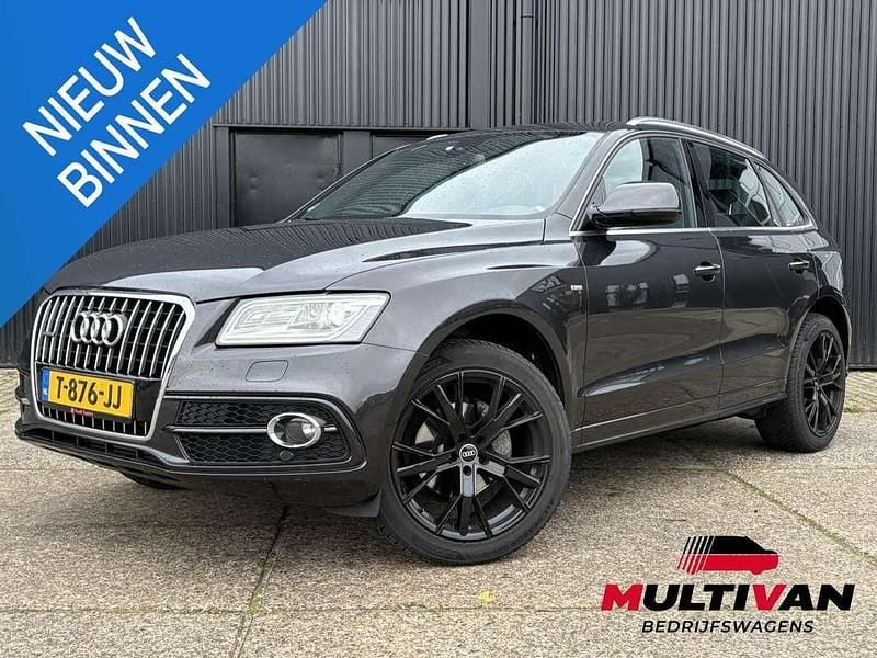 Grijs Gebruikt 2016 Audi Q5 Sport SUV | € 24.850 (Iets duurder) - Afbeelding 1/4