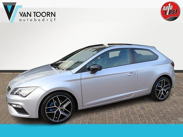 Grijs Gebruikt 2018 Seat Leon SC Business Hatchback | € 14.948 - Afbeelding 1/4