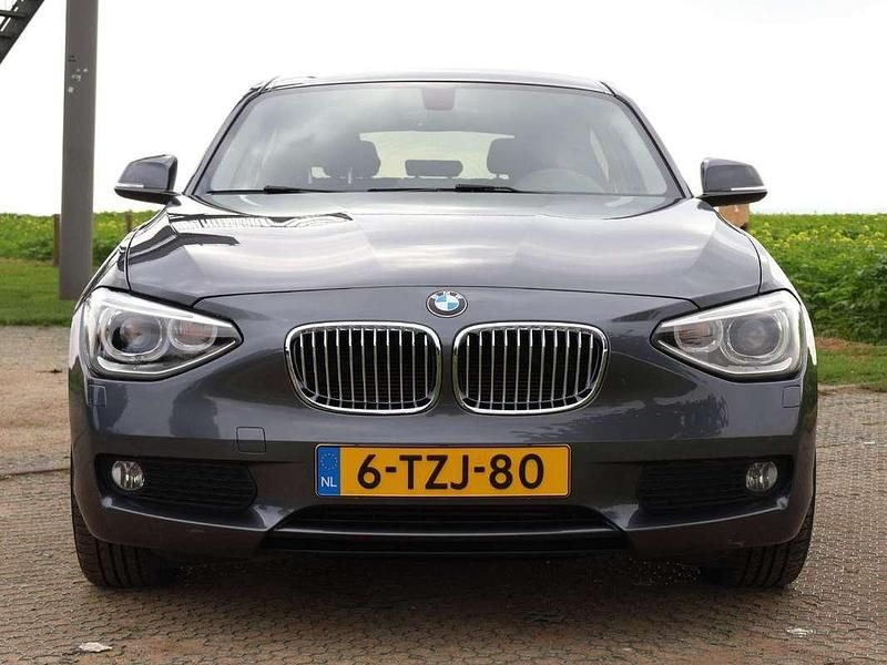 Grijs Gebruikt 2013 BMW 116 Hatchback | € 8.000 (Eerlijke prijs) - Afbeelding 1/4