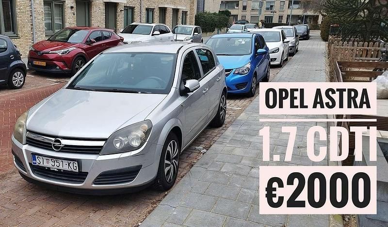 Occasion Opel Astra Enjoy 101 PK (74 kW) 2006 Zilver Hatchback