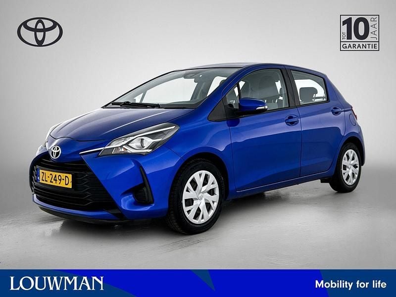 Blauw Occasion 2019 Toyota Yaris Active Hatchback | € 13.750 (Eerlijke prijs) - Afbeelding 1/4