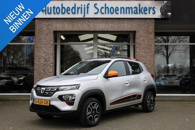 Occasion Dacia Spring Comfort Plus 33 kW (45 PK) 2021 Grijs Hatchback