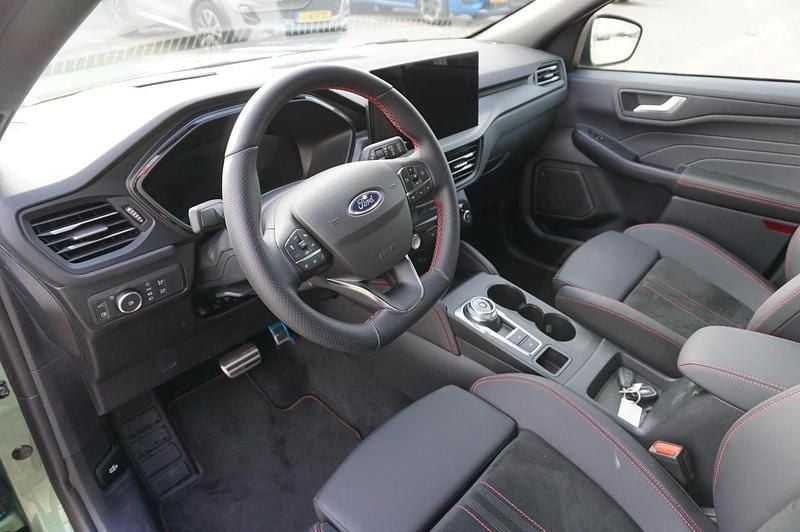 Occasion Ford Kuga ST-Line X 242 PK (177 kW) 2025 Groen SUV