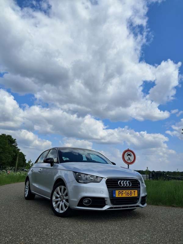 Zilver Gebruikt 2012 Audi A1 Proline Hatchback | € 7.299 (Eerlijke prijs) - Afbeelding 1/4