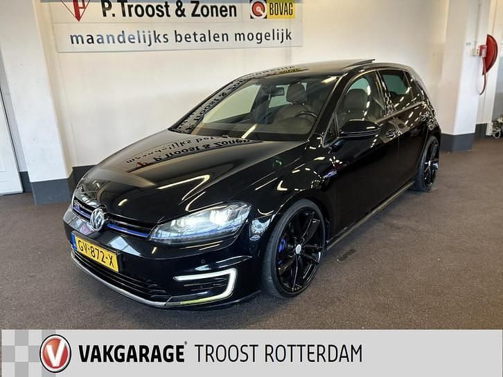 Occasion 2015 VW e-Golf GTI Hatchback | € 11.500 (Iets duurder) - Afbeelding 1/4