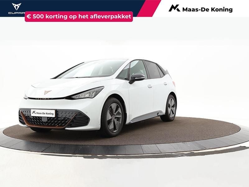 Wit Gebruikt 2024 Cupra Born Hatchback | € 26.940 (Eerlijke prijs) - Afbeelding 1/4