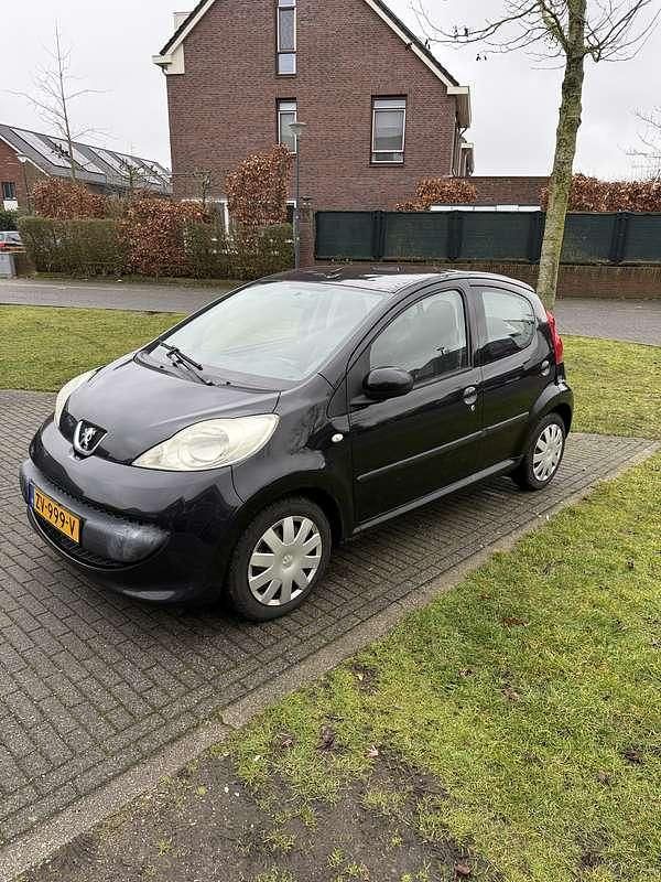 Occasion Peugeot 107 68 PK (50 kW) 2006 Zwart Hatchback