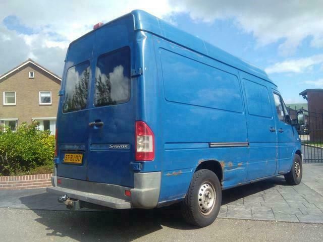 Occasion Mercedes Sprinter 82 PK (60 kW) 2003 Blauw Van