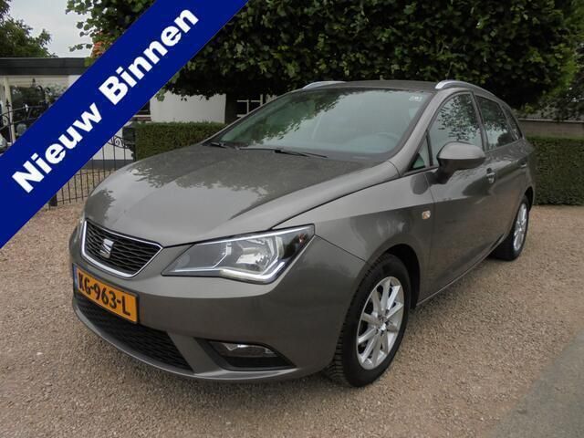 Bruin Gebruikt 2017 Seat Ibiza ST CONNECT Stationwagen | € 9.450 - Afbeelding 1/4