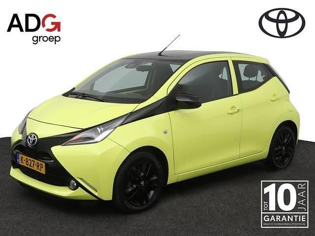 Geel Gebruikt 2017 Toyota Aygo Hatchback | € 9.950 (Iets duurder) - Afbeelding 1/4