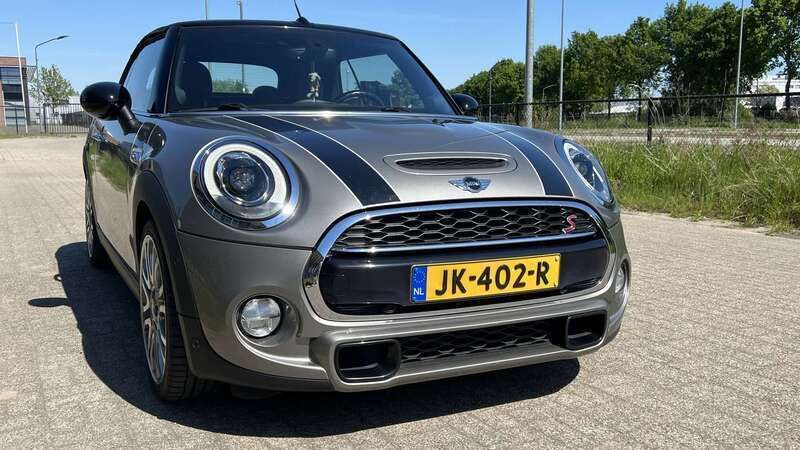 Grijs Gebruikt 2016 Mini Cooper S Cabriolet Chili Cabriolet | € 28.995 - Afbeelding 1/4