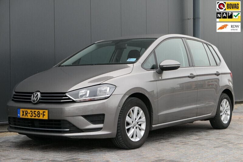 Grijs Gebruikt 2015 VW Golf Sportsvan Highline MPV | € 9.940 (Goede deal) - Afbeelding 1/4