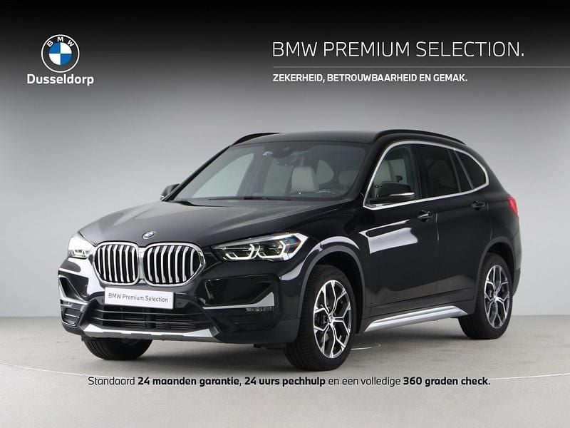 Zwart Gebruikt 2021 BMW X1 Comfort Edition SUV | € 29.950 (Eerlijke prijs) - Afbeelding 1/4