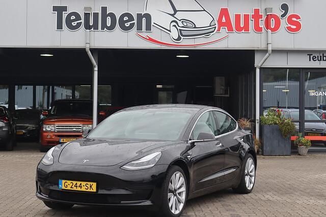 Zwart Gebruikt 2019 Tesla Model 3 Standard Range Sedan | € 17.795 (Duur) - Afbeelding 1/4