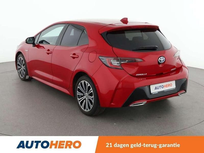 Occasion Toyota Corolla Club 179 PK (131 kW) 2019 Rood Hatchback