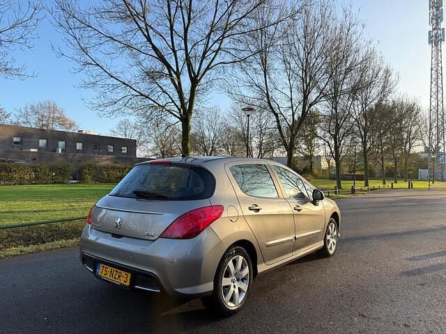 Occasion Peugeot 308 Signature Sky 157 PK (115 kW) 2011 Grijs Hatchback