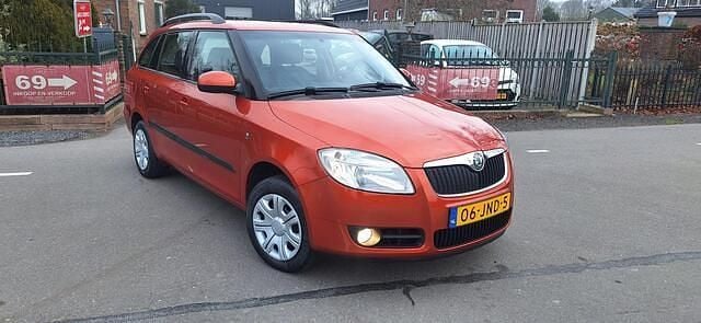 Occasion Skoda Fabia Ambition 105 PK (77 kW) 2009 Oranje (metallic) Stationwagen