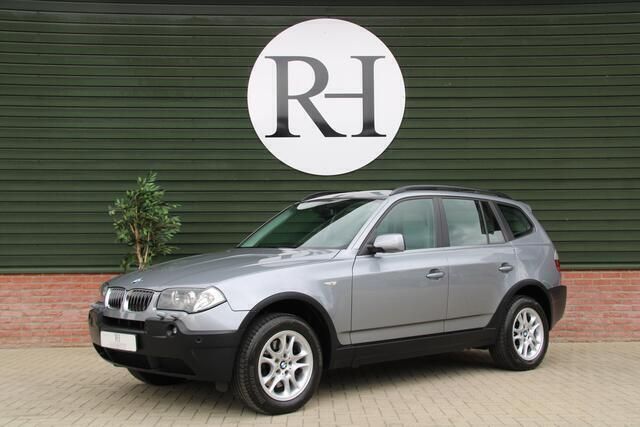 Grijs Gebruikt 2005 BMW X3 Executive SUV | € 14.940 - Afbeelding 1/4