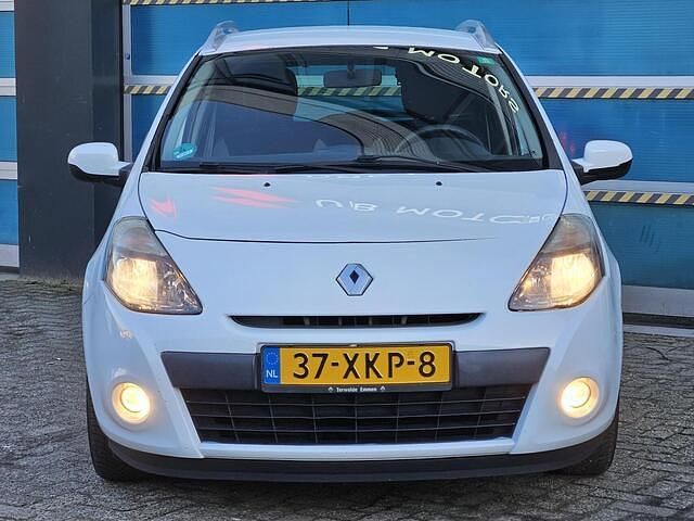 Occasion Renault Clio GrandTour Authentique 88 PK (64 kW) 2012 Wit Stationwagen