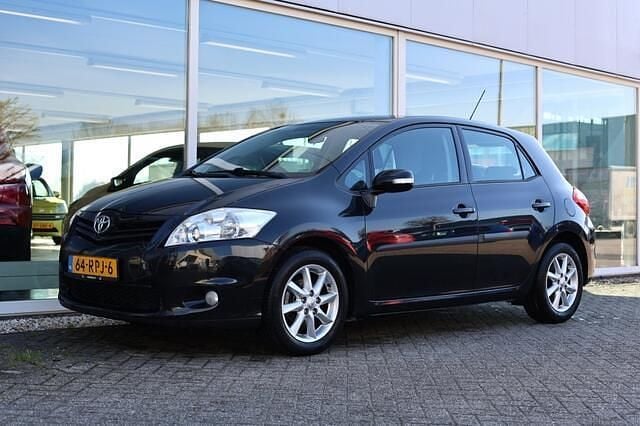 Occasion Toyota Auris 132 PK (97 kW) 2011 Zwart (metallic) Hatchback