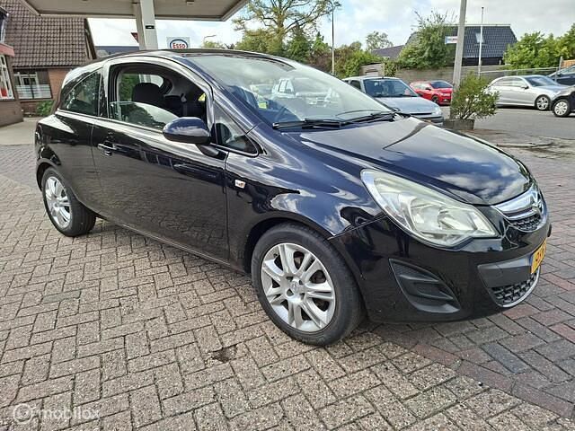 Occasion Opel Corsa Edition 95 PK (69 kW) 2011 Zwart Hatchback