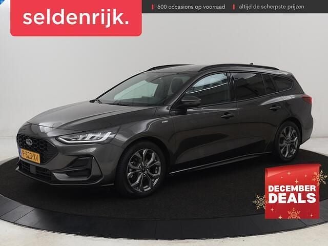 Grijs Gebruikt 2022 Ford Focus ST-Line X Stationwagen | € 15.700 (Goede deal) - Afbeelding 1/4