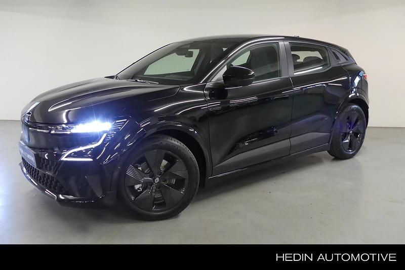 Zwart Nieuw 2025 Renault Megane E-Tech Evolution Hatchback | € 34.800 (Eerlijke prijs) - Afbeelding 1/3