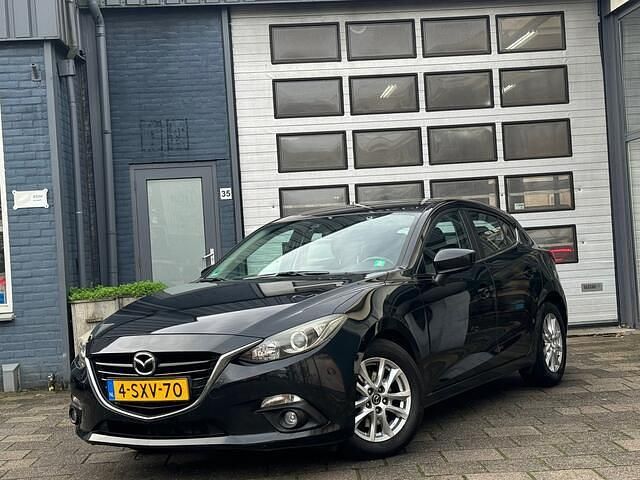 Zwart Occasion 2014 Mazda 3 Hatchback | € 8.495 (Eerlijke prijs) - Afbeelding 1/4