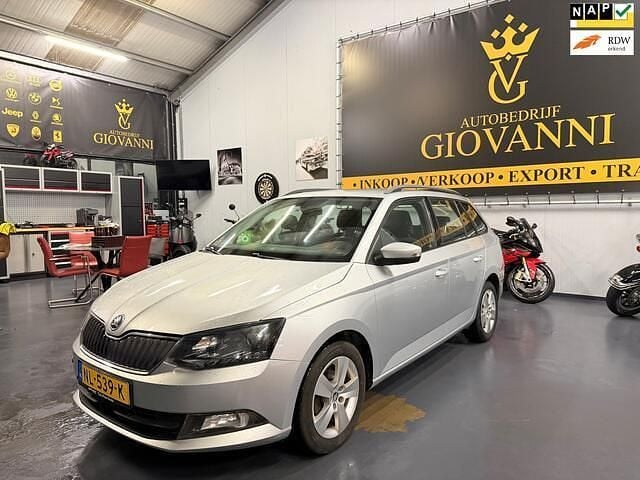 Grijs Gebruikt 2017 Skoda Fabia Business Line Stationwagen | € 4.950 (Eerlijke prijs) - Afbeelding 1/4