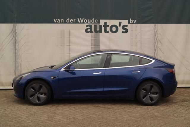 Blauw Gebruikt 2020 Tesla Model 3 Standard Range Sedan | € 16.900 (Iets duurder) - Afbeelding 1/4