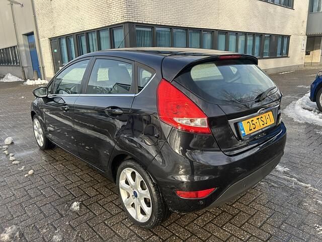 Occasion Ford Fiesta Titanium 82 PK (60 kW) 2012 Zwart Hatchback