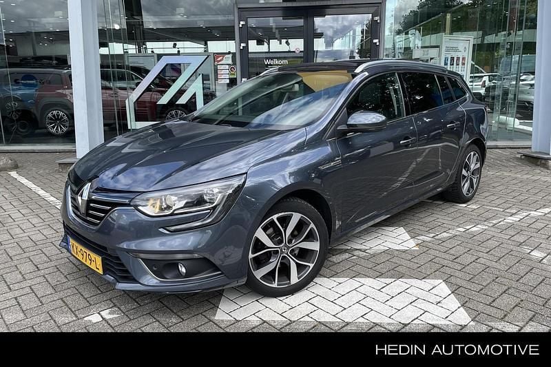 Grijs Gebruikt 2016 Renault Mégane GrandTour Bose Edition Stationwagen | € 10.900 (Eerlijke prijs) - Afbeelding 1/4