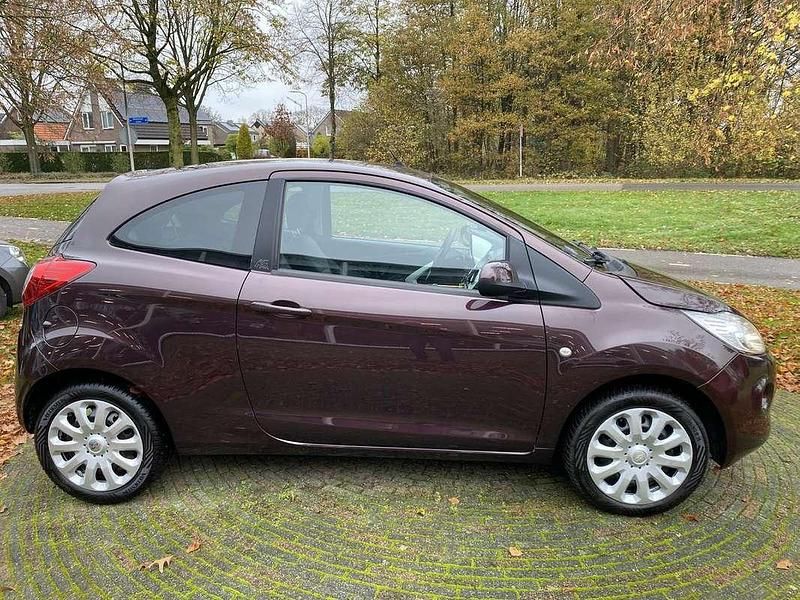 Occasion Ford Ka Style 69 PK (50 kW) 2014 Paars Hatchback