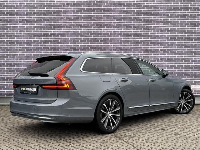 Occasion Volvo V90 Plus 350 PK (257 kW) 2022 Grijs Stationwagen