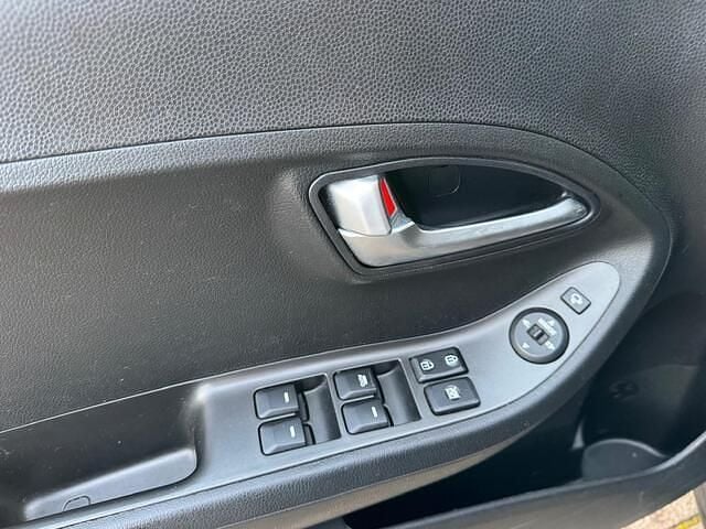 Occasion Kia Picanto 69 PK (50 kW) 2013 Zwart (metallic) Hatchback