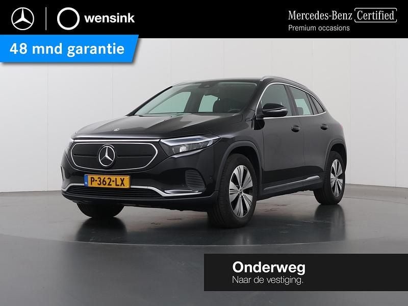 Zwart Gebruikt 2021 Mercedes EQA250 Business SUV | € 29.850 (Goede deal) - Afbeelding 1/4